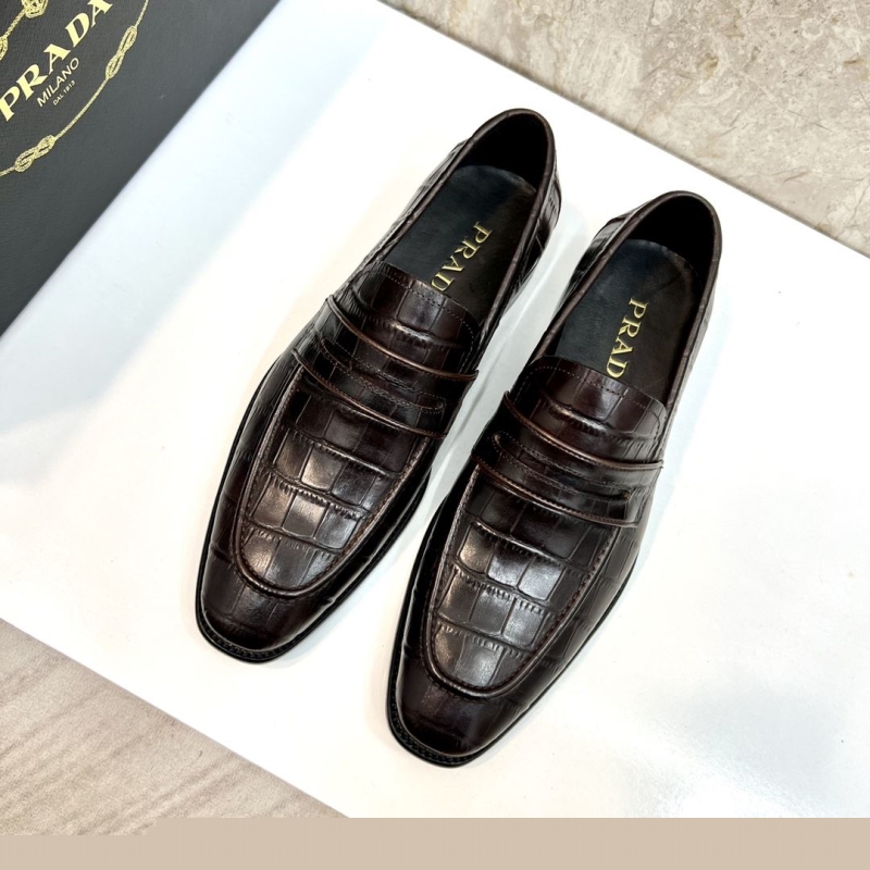 Pra*a leather shoes
